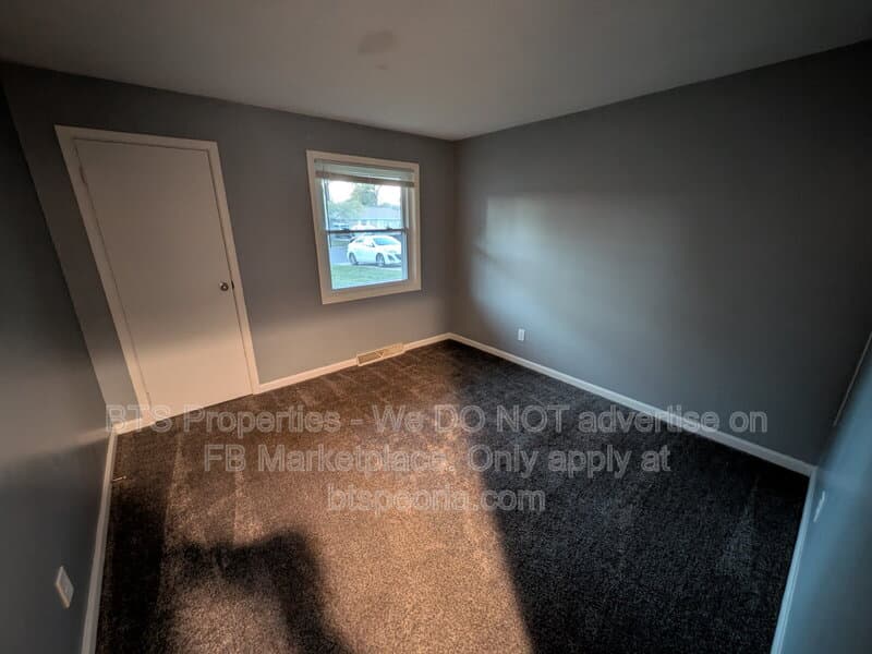 Peoria House: 2624 N Renwood Ave