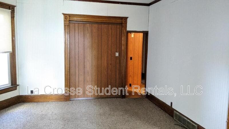 La Crosse Condo: 904 Vine Street