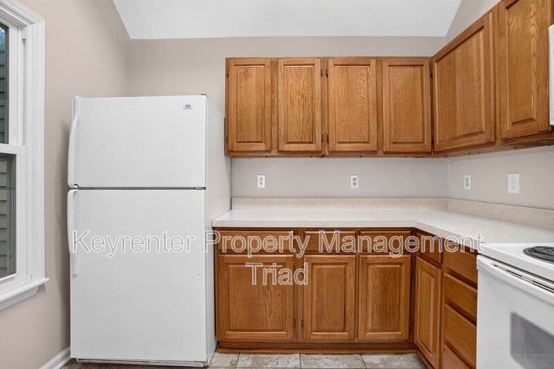 Greensboro House: 3607 McCuiston RD