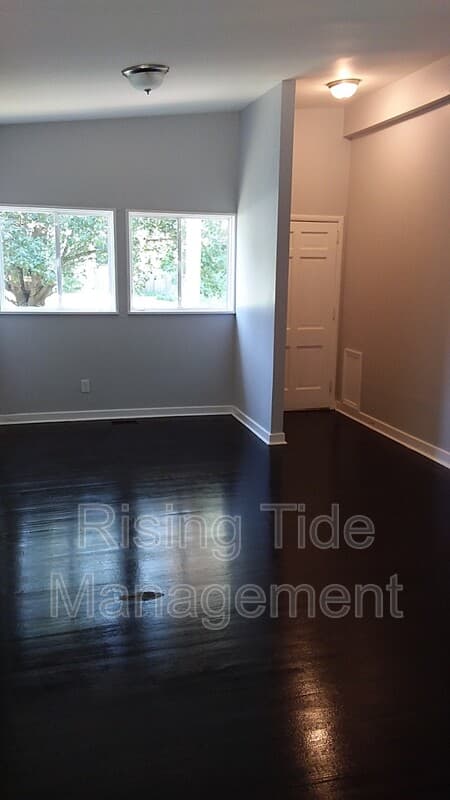 Birmingham House: 660 Hagood St