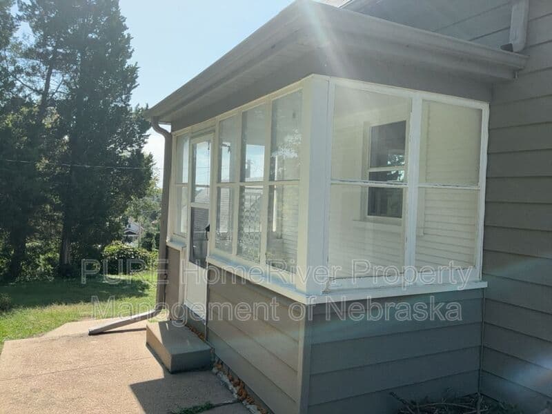 Omaha House: 3403 Arbor St
