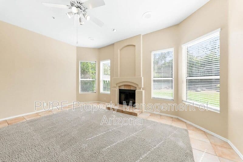 Phoenix House: 1619 E Kathleen Rd