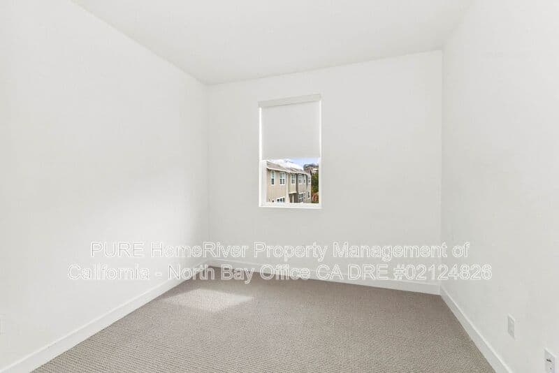 Santa Rosa Condo: 259 Gambrel Circle