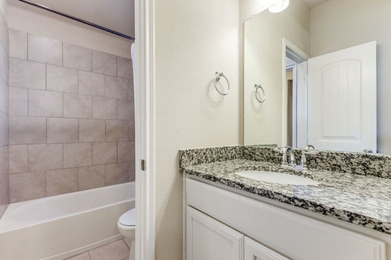 McKinney House: 9905 Beaver Dam Ln