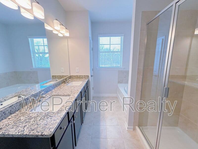 Decatur Townhome: 2586 Mills Commons Dr