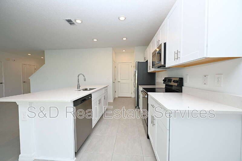 Haines City House: 152 Brinsmead Rd