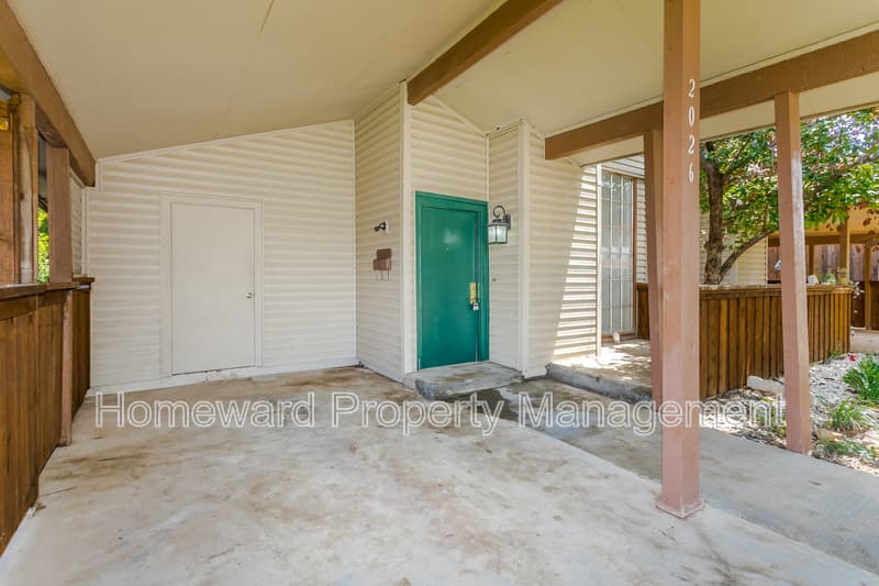 Carrollton Condo: 2026 Via Ballena - 1