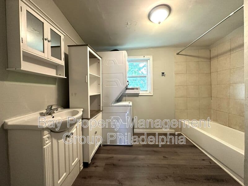 Philadelphia House: 1926 McClellan St