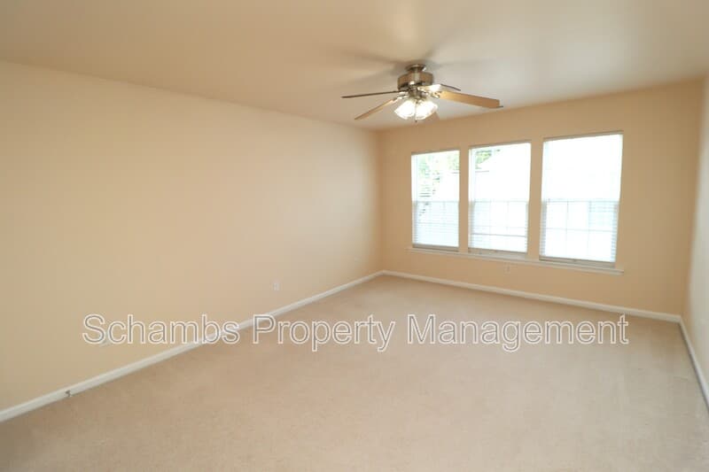 Raleigh House: 12554 Honeychurch St