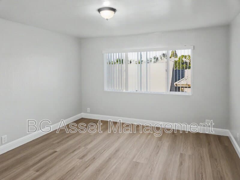 Oakland Condo: 480 Crescent Street