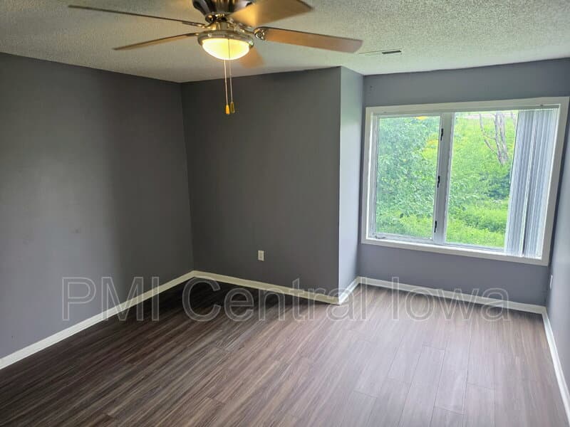 West Des Moines Condo: 1100 50th Street