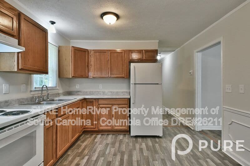 Columbia House: 1017 Rockymount Rd