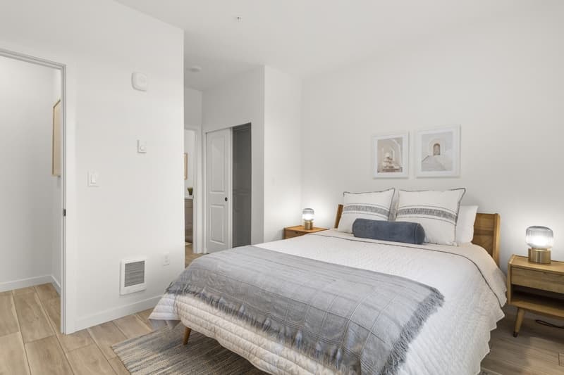 Lakewood Condo: The Meadowlark 5402 77th street west - 307