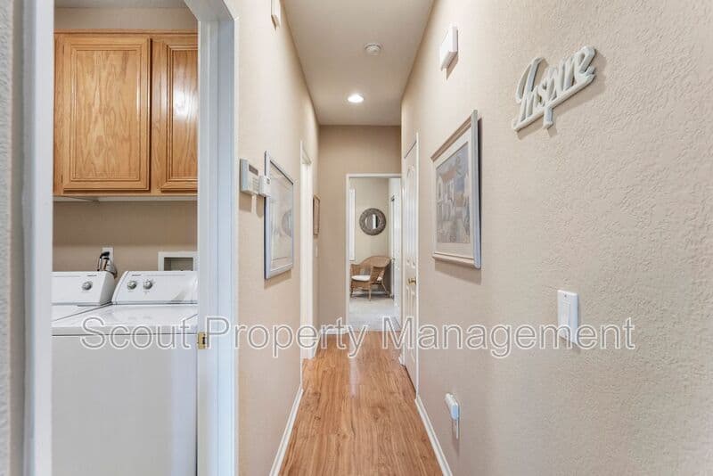 Temecula House: 30911 Putter Circle