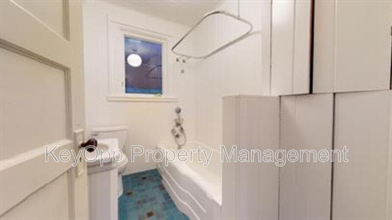 San Francisco House: 450 28th Avenue
