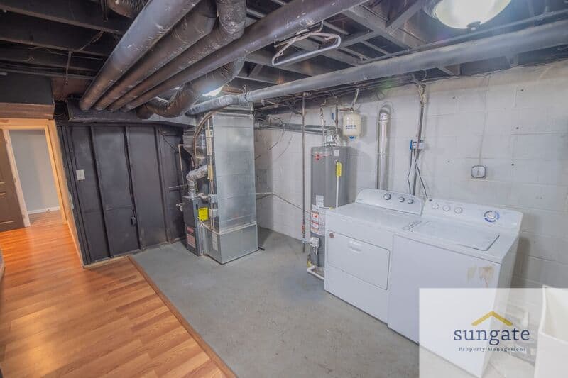 Baltimore Townhome: 1328 Deanwood Rd