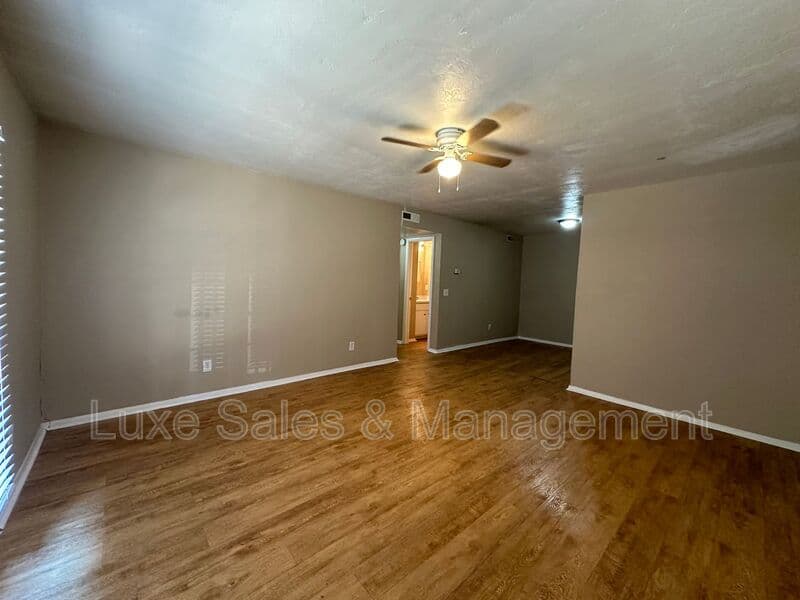 Oklahoma City Condo: 6016 NW Expressway