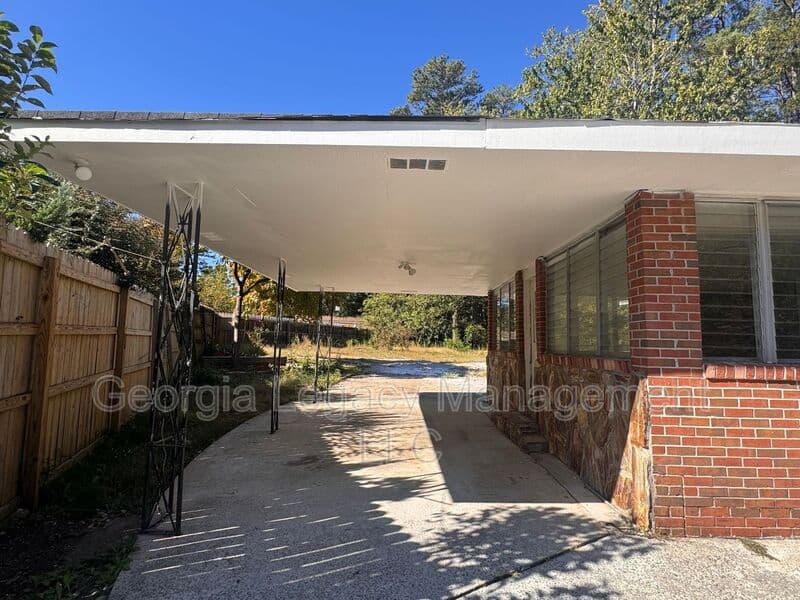 Toccoa House: 116 Seminole Drive