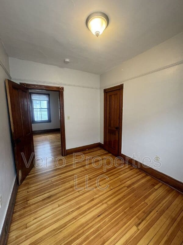Mechanicville House: 149 Saratoga Ave.