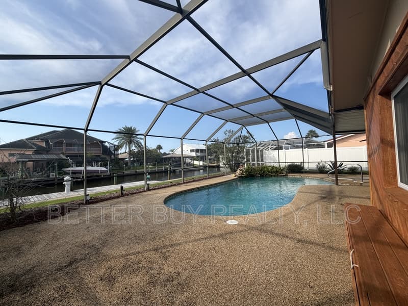 Flagler Beach House: 337 North 10th Street