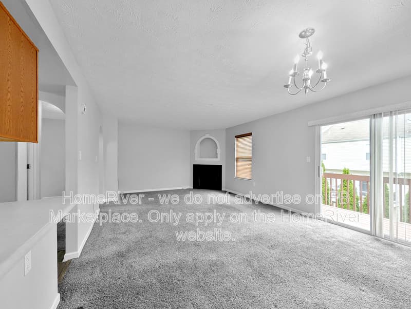 Cranberry Township Townhome: 516 Ten Point Ln
