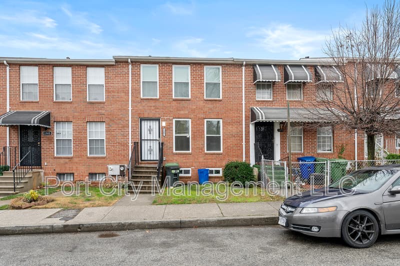 Baltimore Townhome: 1507 Retreat Street - 1