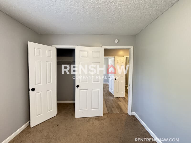 Memphis Condo: 2525 Rozelle St