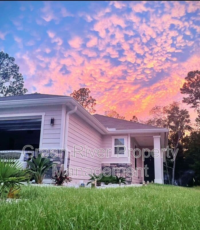 Jacksonville House: 1723 Carter Landing Boulevard