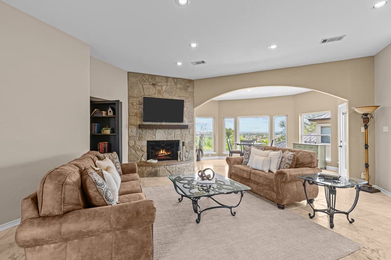 Horseshoe Bay House: 112 Big Sky