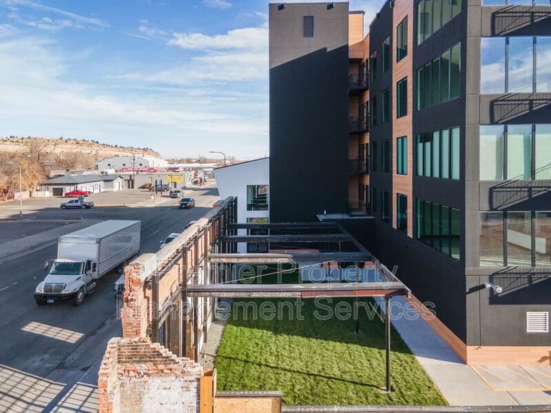 Billings Apartment: 2310 1st Ave N