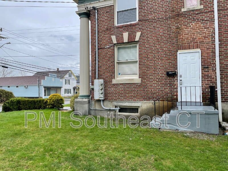 Plainfield Condo: 22 Railroad Ave