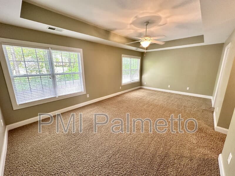 Lexington Townhome: 117 Park Ridge Way