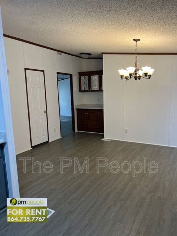 Easley House: 920 Prince Perry Rd.