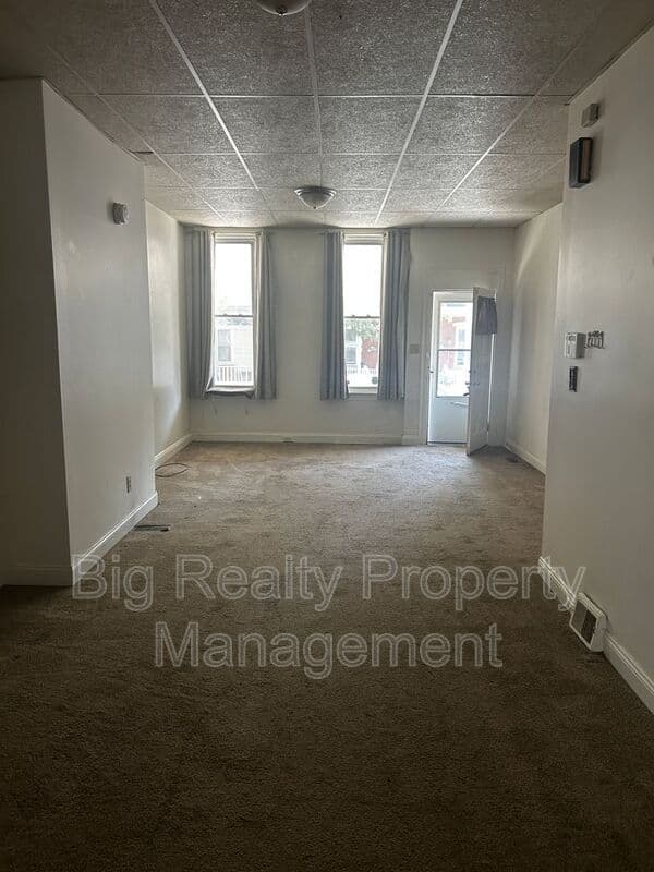 Pottstown House: 441 Walnut St