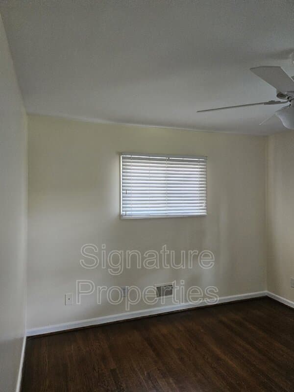 Henrico House: 9302 Huron Ave