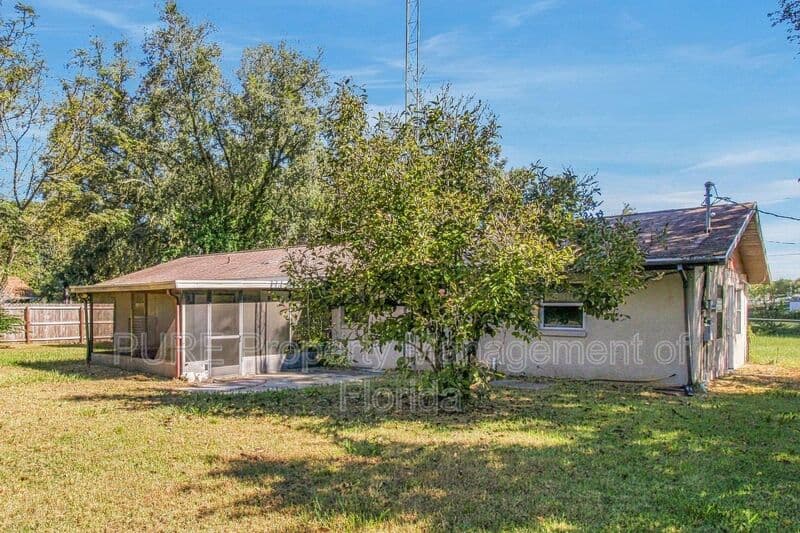Summerfield House: 13606 SE 48th Court