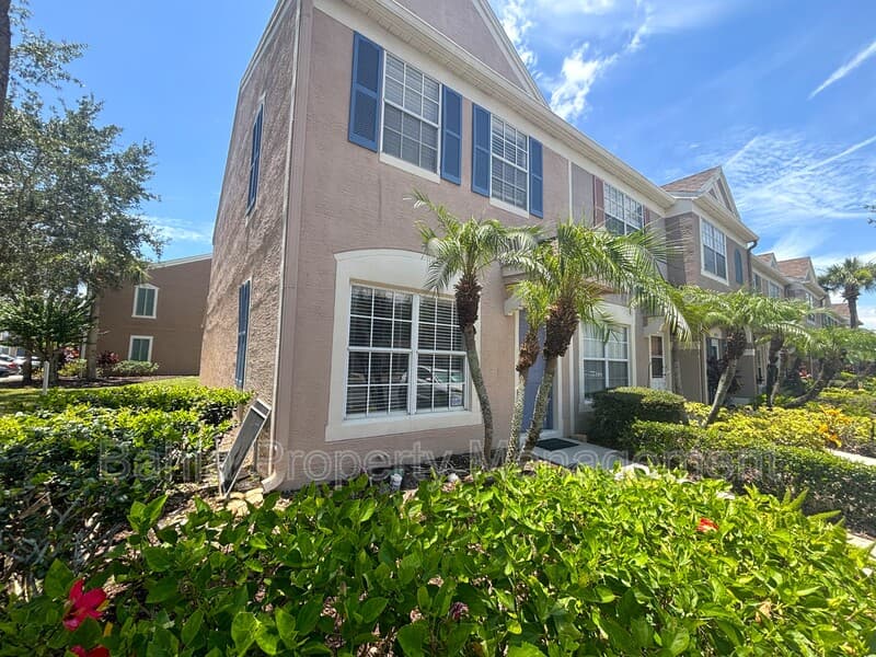 Tampa Townhome: 6235 Bayside Key Dr