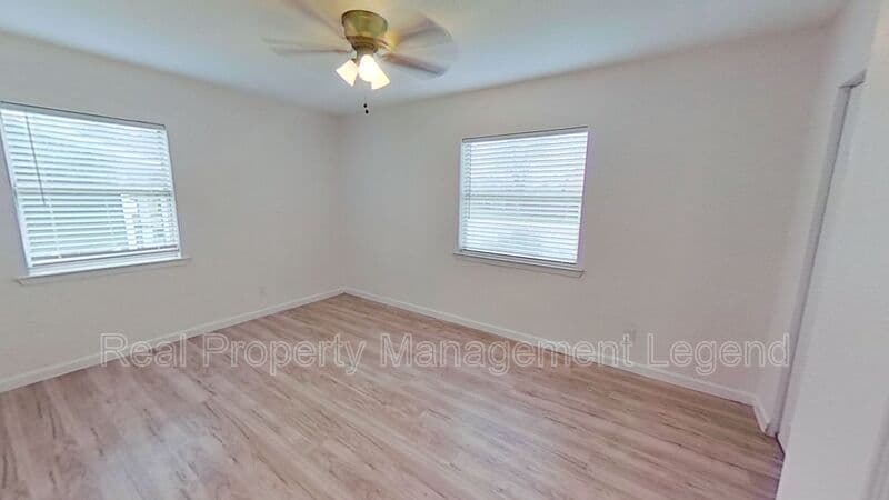 Irving House: 2320 Brockbank Dr