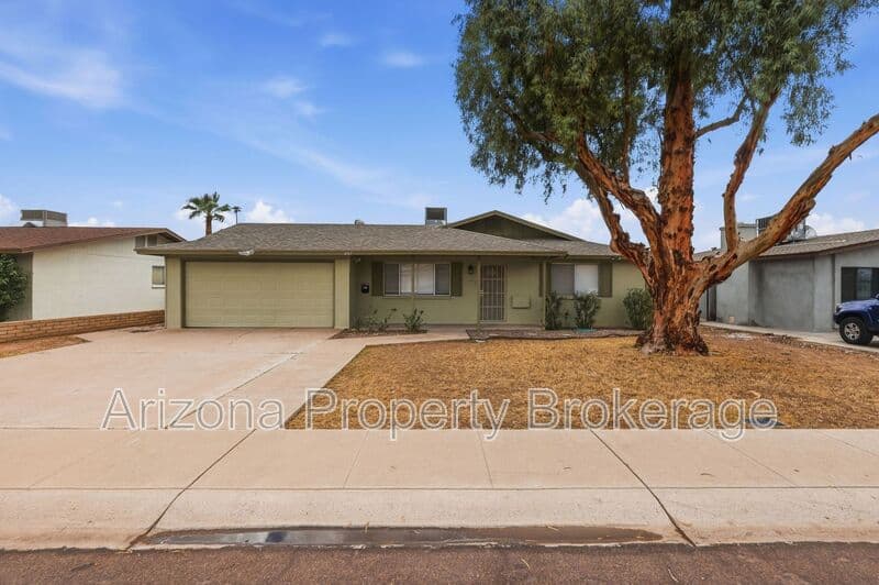 Tempe House: 2167 E. Palmcroft Dr.
