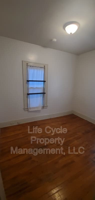 Grand Rapids House: 1819 Linden Avenue Southeast