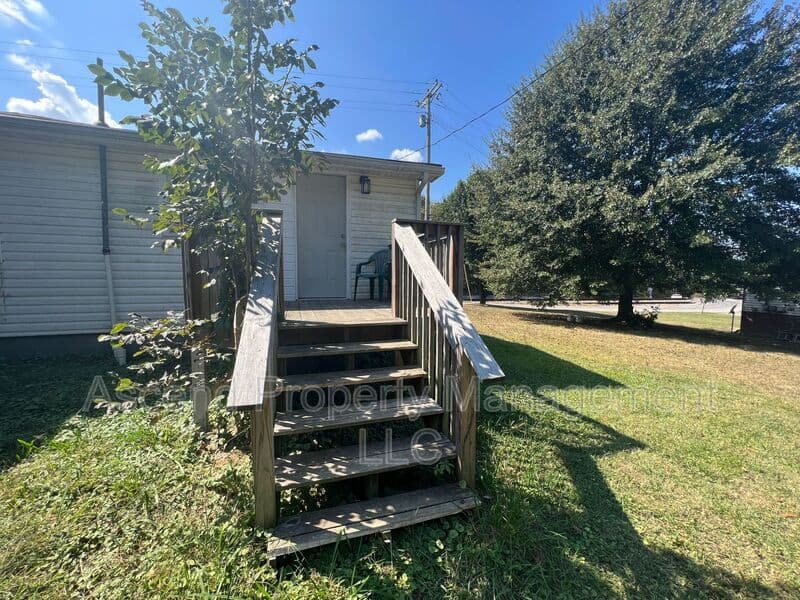 Ringgold House: 346 Julian Rd