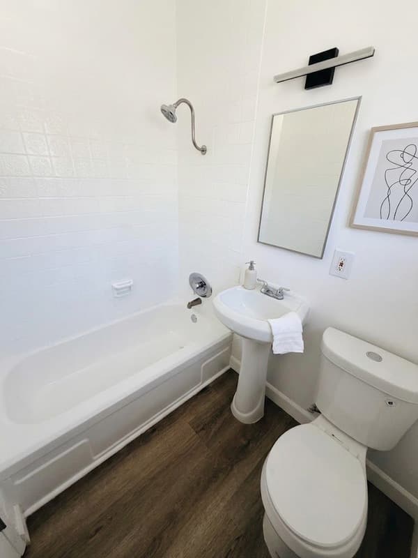 Anaheim Condo: 1812 W Sumac Lane