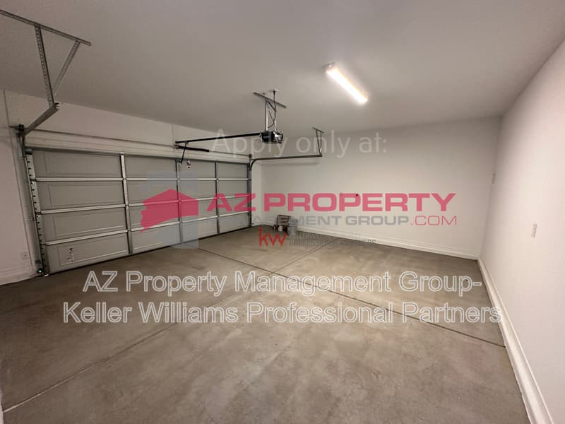 Surprise House: 14139 W Buckskin Trl
