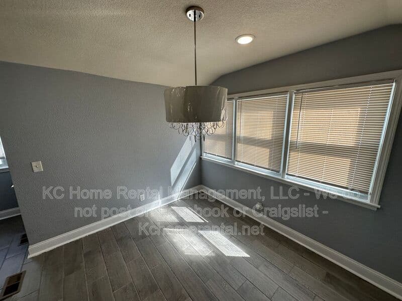 Kansas City House: 5411 Park Ave