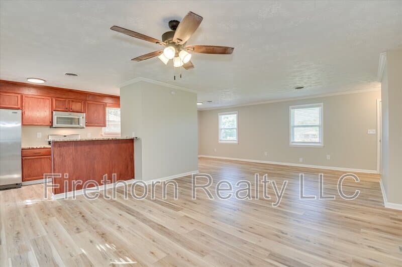 Augusta House: 2833 Glenn Hills Circle