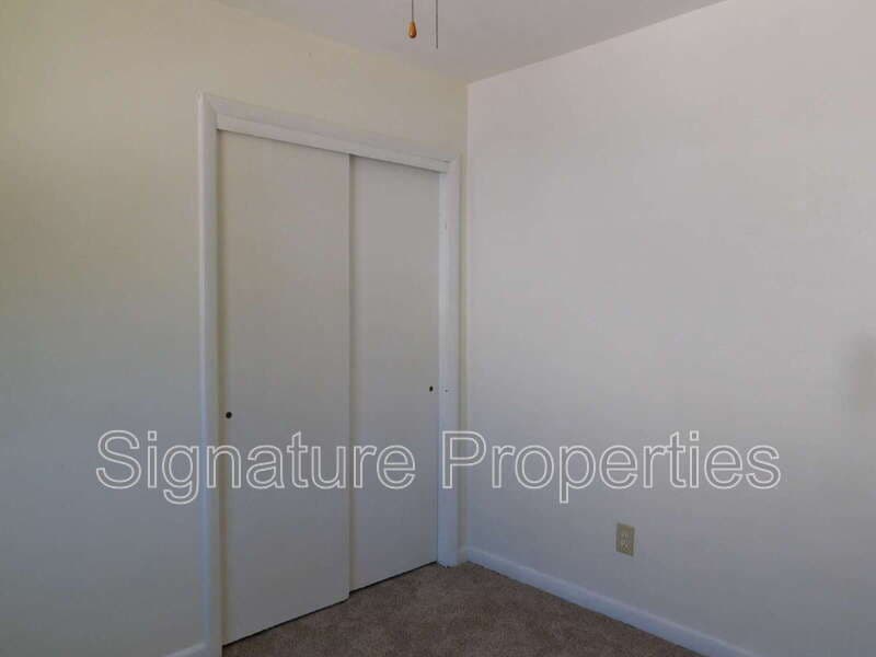 Virginia Beach House: 3825 Annie Ln