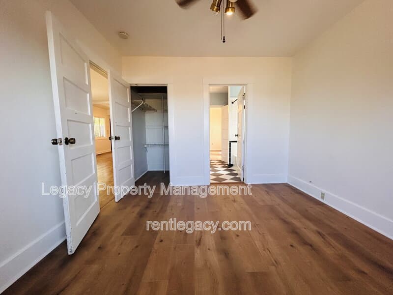 Crockett House: 653 Alhambra Street