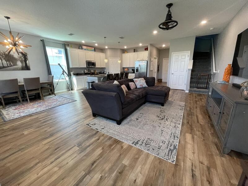 Wesley Chapel Townhome: 5211 Avalon Park Blvd - 1
