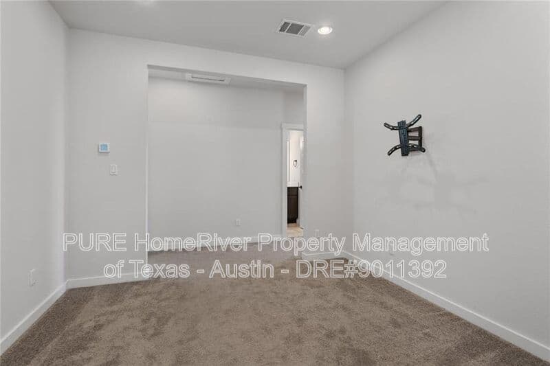 Georgetown House: 336 Berkeley Pl