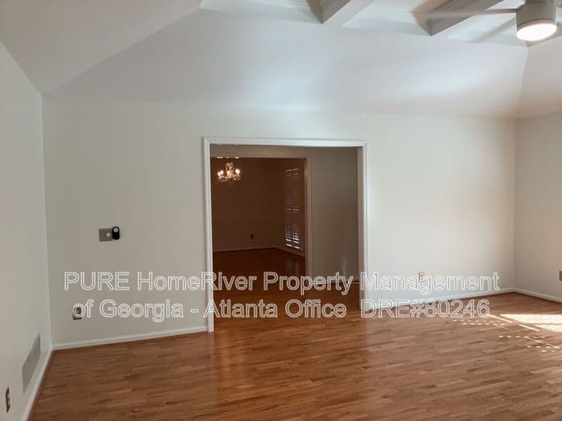 Alpharetta House: 8031 Henderson Ct